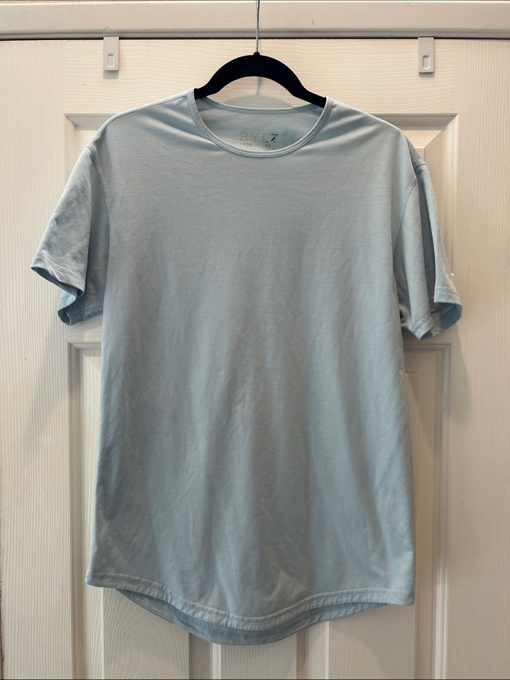BYLT Premium Basics Signature Crew Neck T-Shirt Men’s Small Light Blue Drop Cut